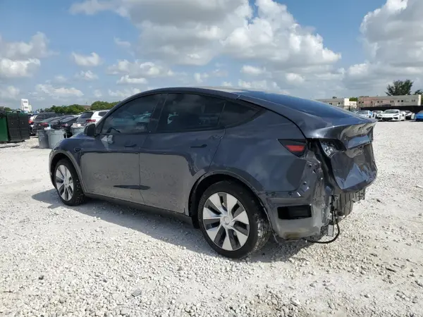 7SAYGAEE2PF775469 2023 TESLA MODEL Y - Image 2
