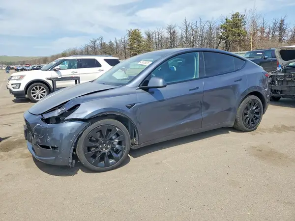 7SAYGAEE2PF836805 2023 TESLA MODEL Y - Image 1