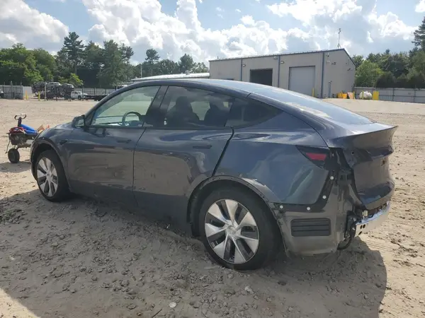 7SAYGAEE2PF856665 2023 TESLA MODEL Y - Image 2