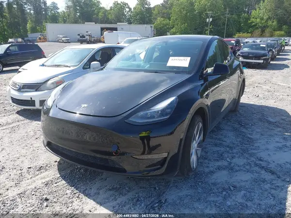 7SAYGAEE2PF880108 2023 TESLA MODEL Y - Image 2
