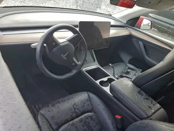 7SAYGAEE2PF893621 2023 TESLA MODEL Y - Image 8