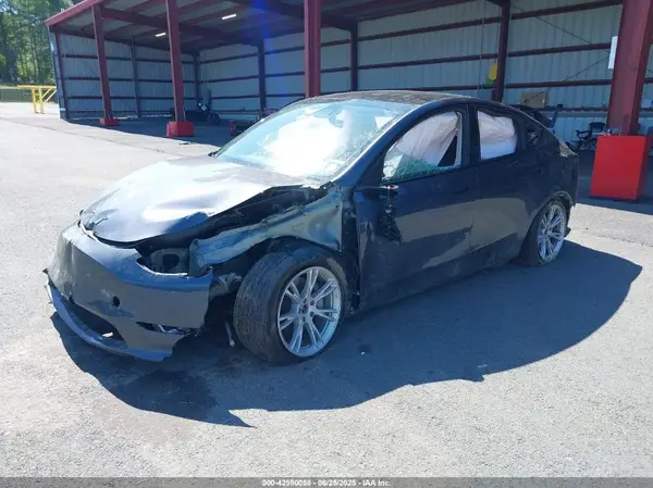 7SAYGAEE2PF898592 2023 TESLA MODEL Y - Image 2