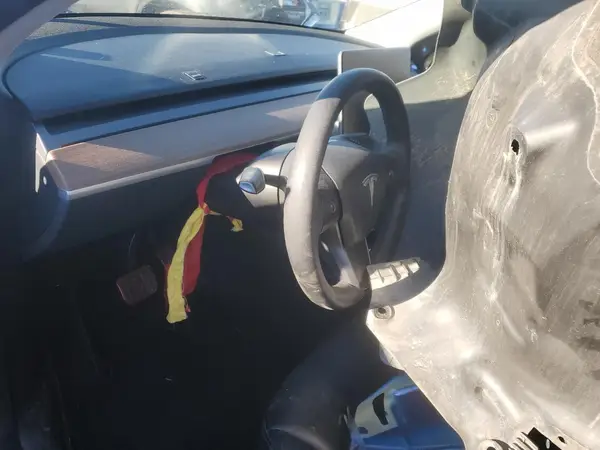7SAYGAEE2PF910238 2023 TESLA MODEL Y - Image 8