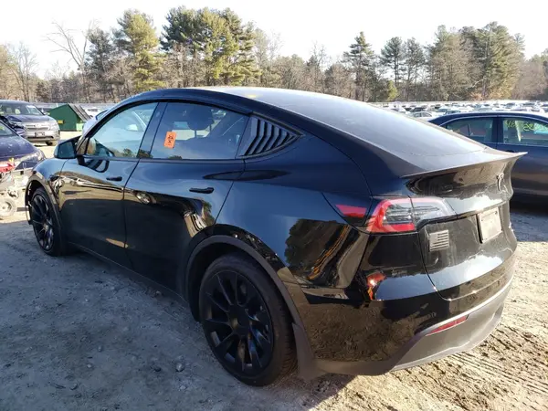 7SAYGAEE2PF928254 2023 TESLA MODEL Y - Image 2