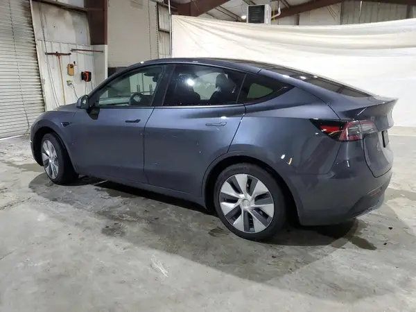 7SAYGAEE2PF928562 2023 TESLA MODEL Y - Image 2