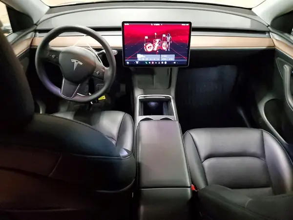 7SAYGAEE2PF942624 2023 TESLA MODEL Y - Image 8