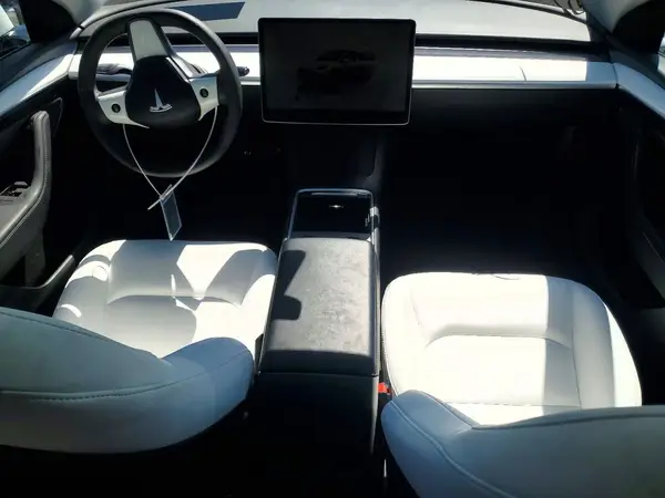 7SAYGAEE2PF966437 2023 TESLA MODEL Y - Image 8
