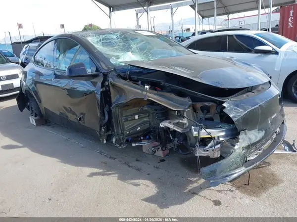 7SAYGAEE2PF967779 2023 TESLA MODEL Y - Image 1