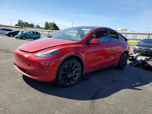 7SAYGAEE2PF971590 2023 TESLA MODEL Y - Image 1