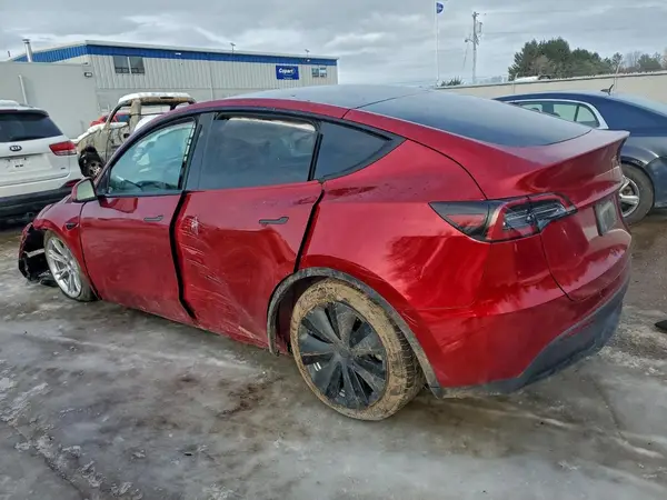 7SAYGAEE2RF009969 2024 TESLA MODEL Y - Image 2