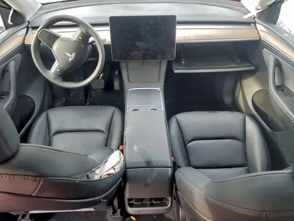 7SAYGAEE2RF009969 2024 TESLA MODEL Y - Image 8