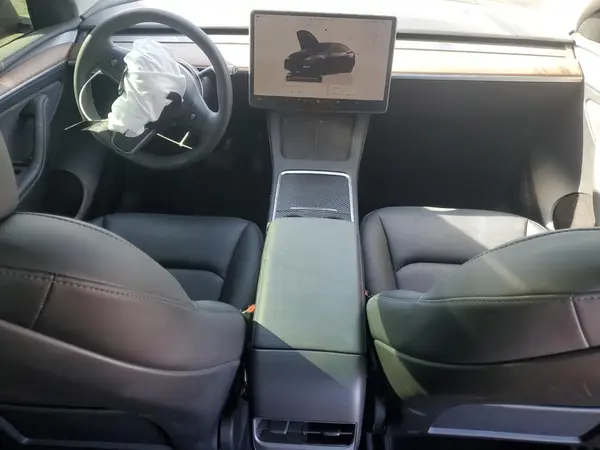 7SAYGAEE2RF098877 2024 TESLA MODEL Y - Image 8
