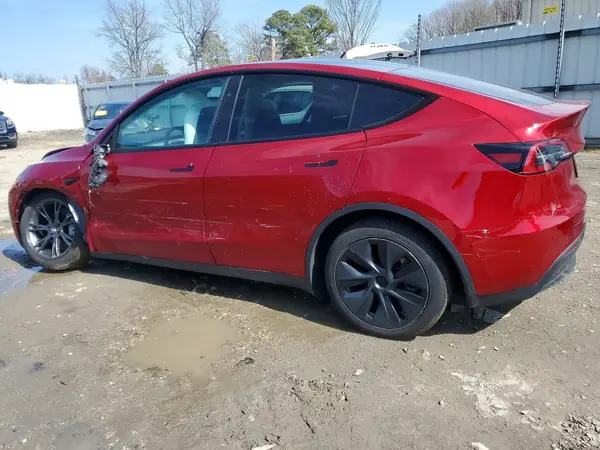 7SAYGAEE2RF120134 2024 TESLA MODEL Y - Image 2