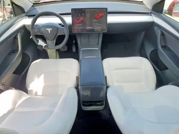 7SAYGAEE2RF120134 2024 TESLA MODEL Y - Image 8