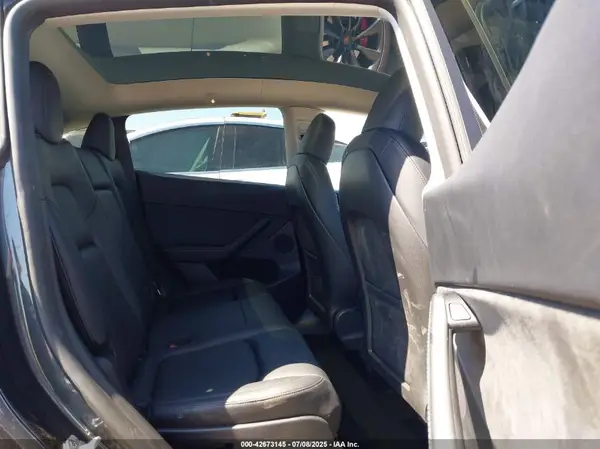 7SAYGAEE2RF124068 2024 TESLA MODEL Y - Image 8