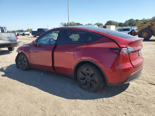7SAYGAEE2RF124524 2024 TESLA MODEL Y - Image 2