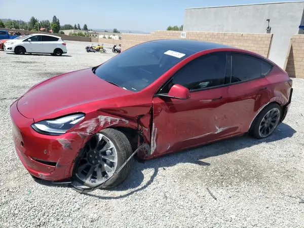 7SAYGAEE2RF149259 2024 TESLA MODEL Y - Image 1