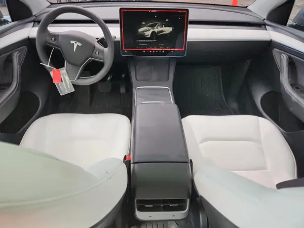 7SAYGAEE2RF155112 2024 TESLA MODEL Y - Image 8