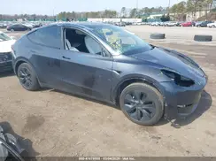 7SAYGAEE2RF178437 2024 TESLA MODEL Y