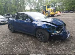 7SAYGAEE2RF183282 2024 TESLA MODEL Y