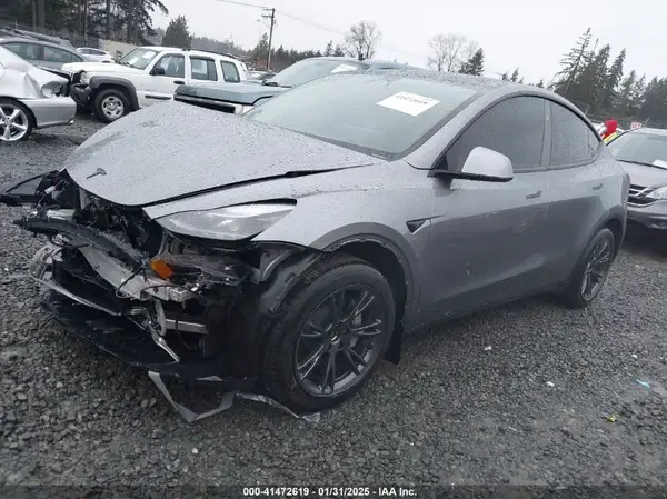 7SAYGAEE2RF186392 2024 TESLA MODEL Y - Image 2