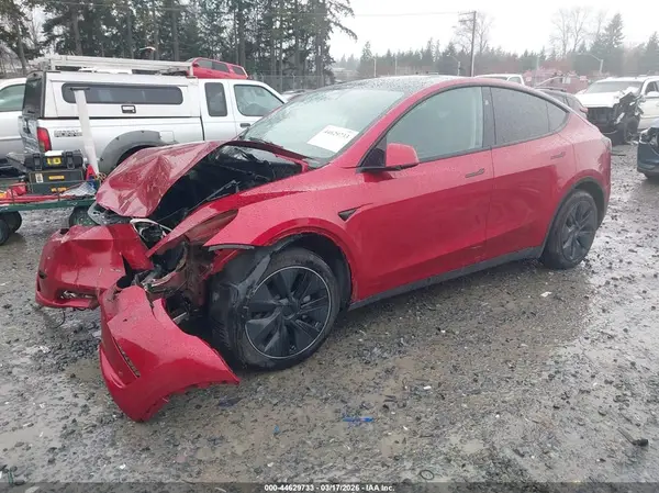 7SAYGAEE2RF212814 2024 TESLA MODEL Y - Image 2