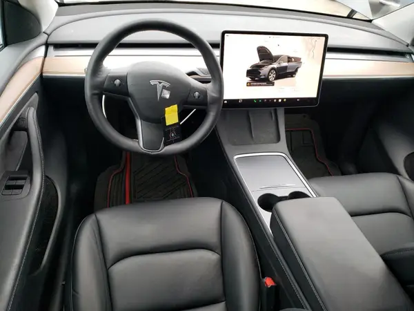 7SAYGAEE2RF993818 2024 TESLA MODEL Y - Image 8