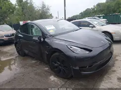 7SAYGAEE2SF216660 2025 TESLA MODEL Y