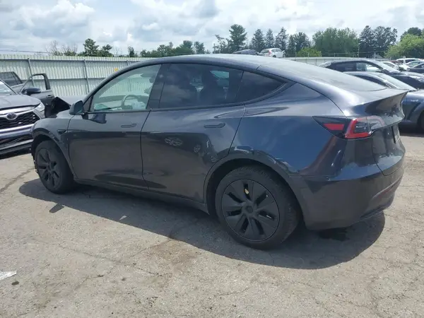 7SAYGAEE2SF222975 2025 TESLA MODEL Y - Image 2