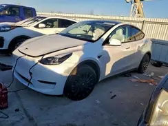 7SAYGAEE2SF227643 2025 TESLA MODEL Y