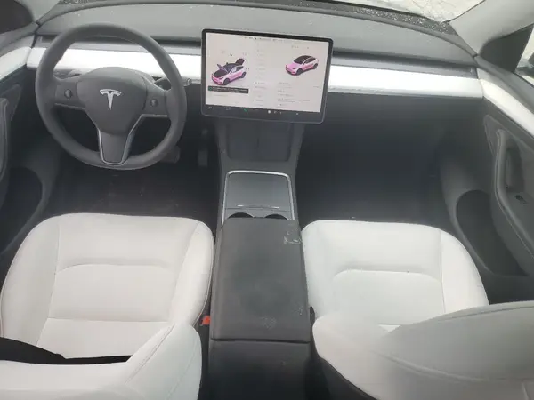 7SAYGAEE2SF273361 2025 TESLA MODEL Y - Image 8