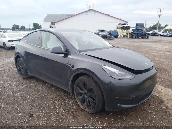 7SAYGAEE2SF288796 2025 TESLA MODEL Y - Image 1