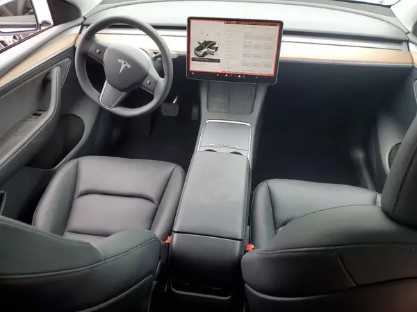 7SAYGAEE2SF299054 2025 TESLA MODEL Y - Image 8