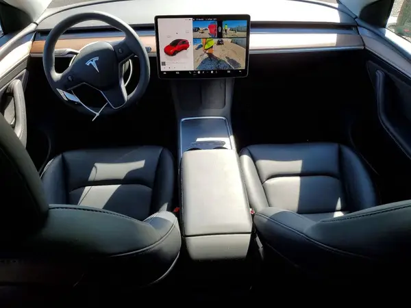 7SAYGAEE2SF310246 2025 TESLA MODEL Y - Image 8