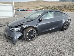 7SAYGAEE2SF312174 2025 TESLA MODEL Y