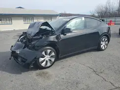 7SAYGAEE3NF310888 2022 TESLA MODEL Y