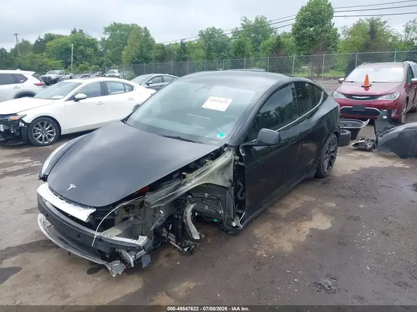 7SAYGAEE3NF338786 2022 TESLA MODEL Y - Image 2