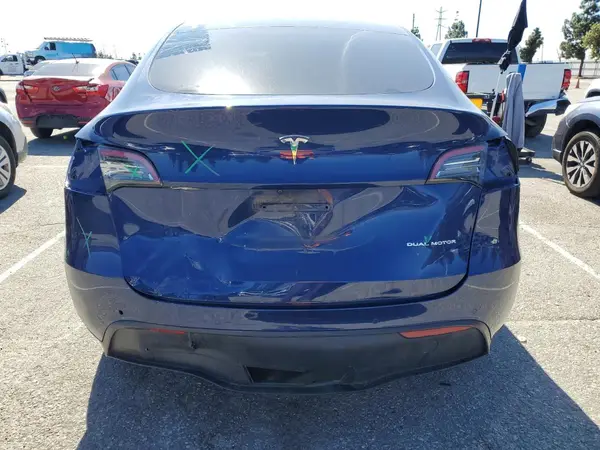 2022 TESLA MODEL Y auction photo 6