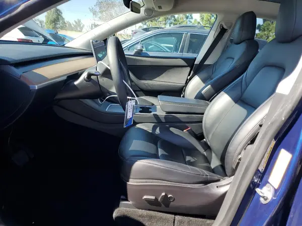 2022 TESLA MODEL Y auction photo 7