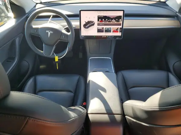 7SAYGAEE3NF421683 2022 TESLA MODEL Y - Image 8