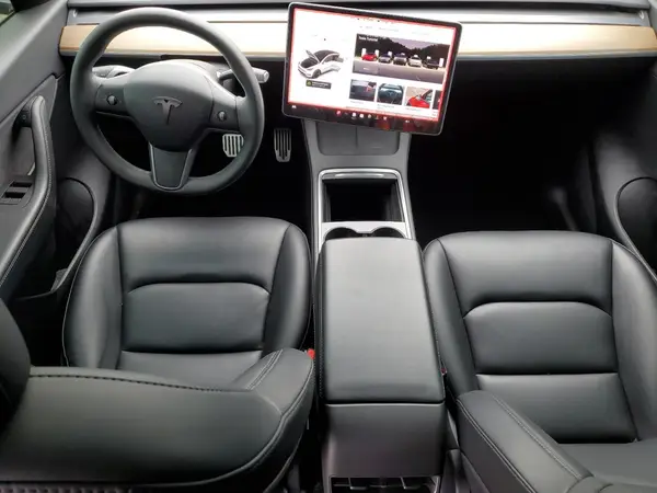 7SAYGAEE3NF432358 2022 TESLA MODEL Y - Image 8