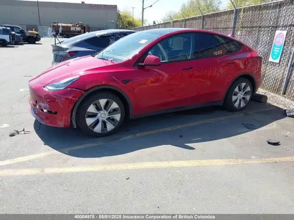 7SAYGAEE3NF432635 2022 TESLA MODEL Y - Image 2