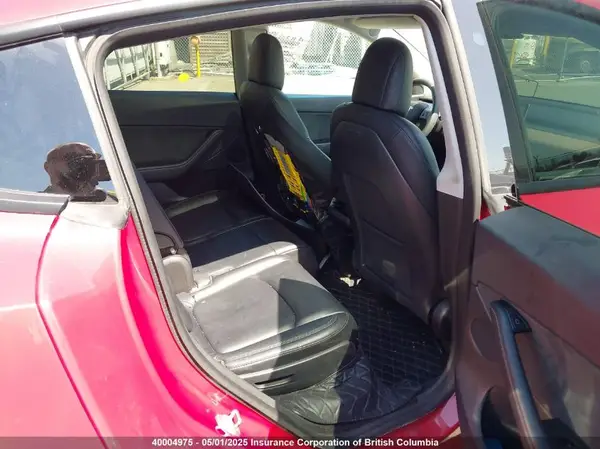 7SAYGAEE3NF432635 2022 TESLA MODEL Y - Image 8