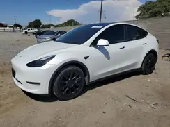 7SAYGAEE3NF515885 2022 TESLA MODEL Y