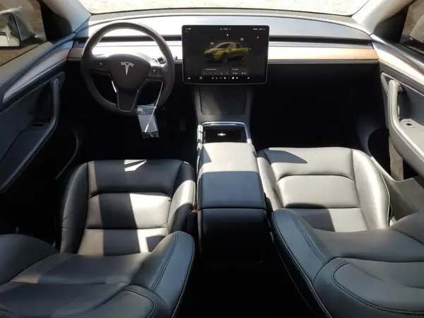 7SAYGAEE3NF515885 2022 TESLA MODEL Y - Image 8