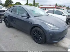 7SAYGAEE3NF535022 2022 TESLA MODEL Y
