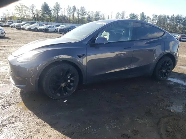 7SAYGAEE3PF596826 2023 TESLA MODEL Y - Image 1