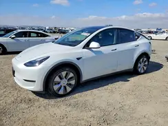 7SAYGAEE3PF621286 2023 TESLA MODEL Y