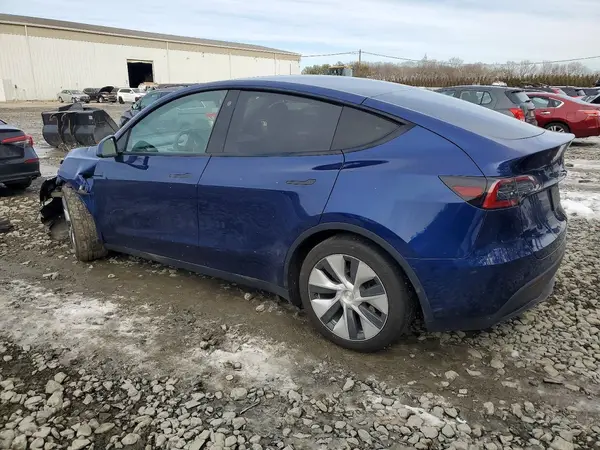 7SAYGAEE3PF666552 2023 TESLA MODEL Y - Image 2