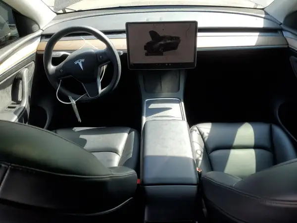 7SAYGAEE3PF674067 2023 TESLA MODEL Y - Image 8
